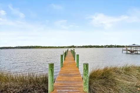 2806 Bay Vista Court New Smyrna Beach FL 32168