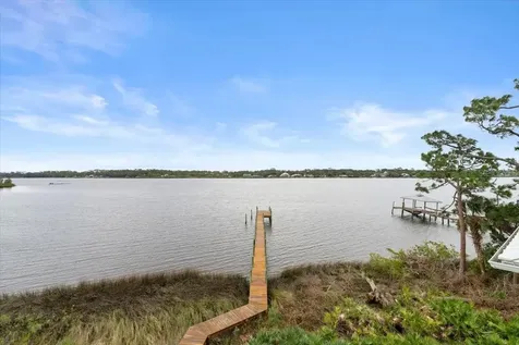 2806 Bay Vista Court New Smyrna Beach FL 32168