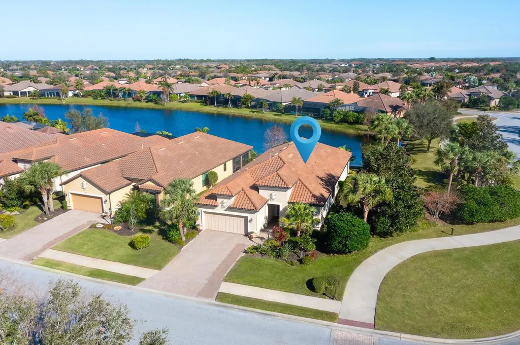 5247 Esplanade Boulevard Bradenton FL 34211