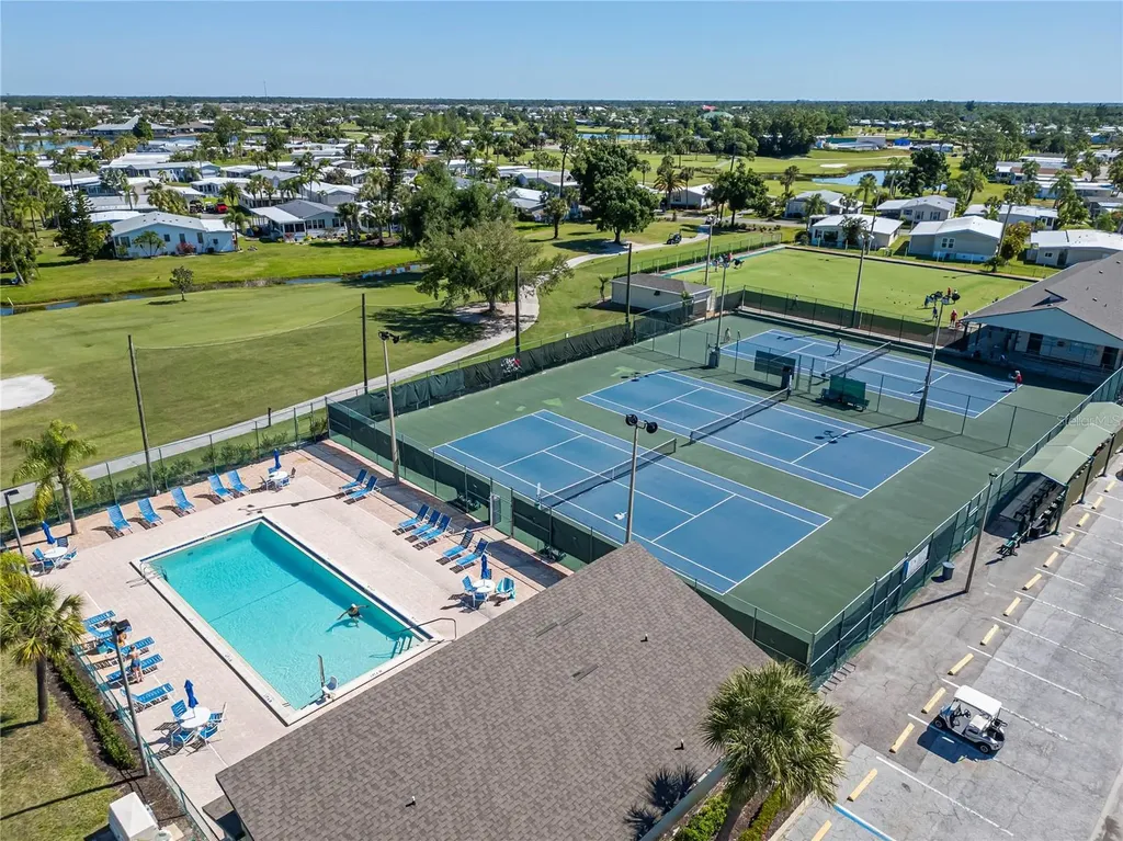 2100 Kings Highway Port Charlotte FL 33980