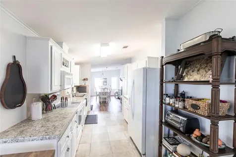 2100 Kings Highway Port Charlotte FL 33980