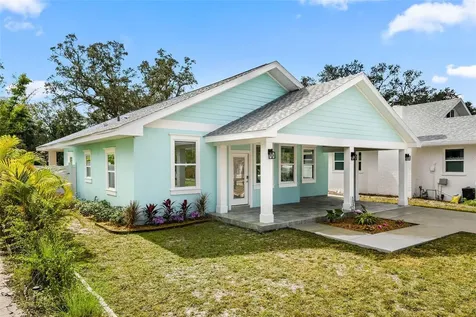 1061 Sedeeva Street Clearwater FL 33755