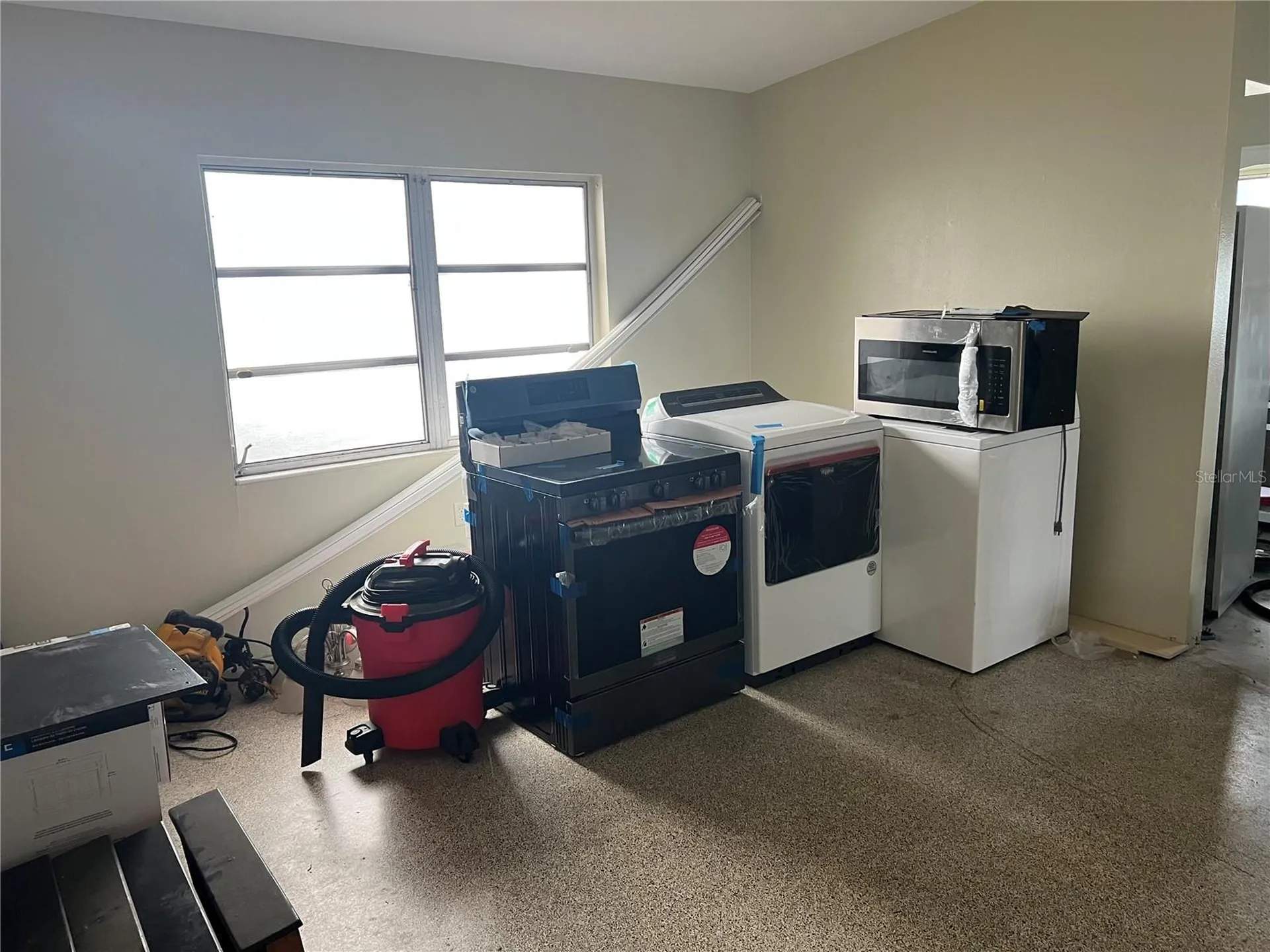 1121 Oakland Drive Tavares FL 32778