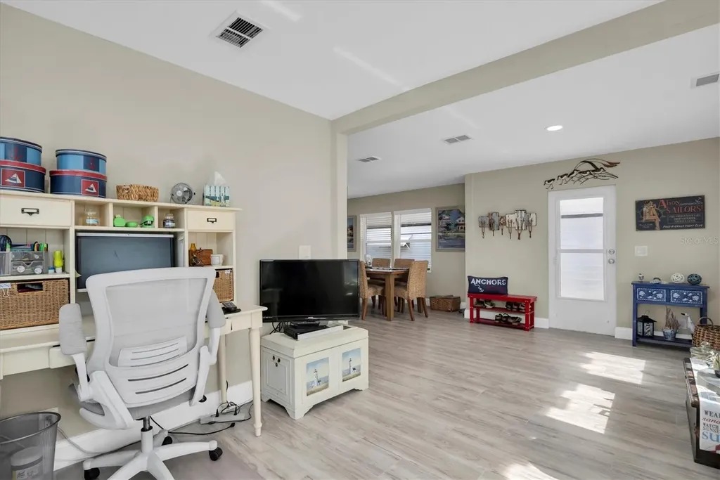355 King Palm Street Largo FL 33778