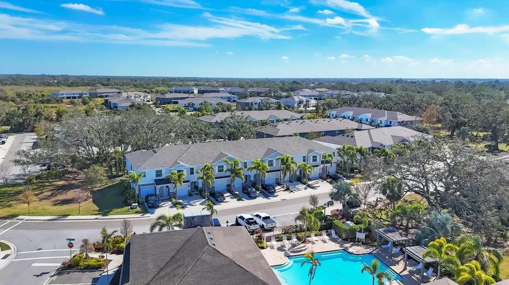 8634 Palmer Park Circle Sarasota FL 34238