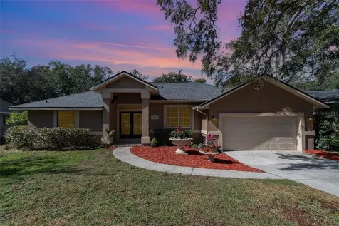 304 Sun Oaks Court Lake Mary FL 32746