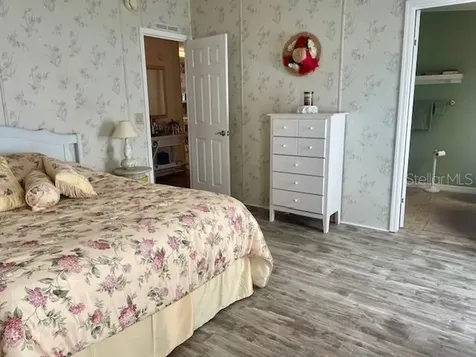 5707 45th Street E Bradenton FL 34203