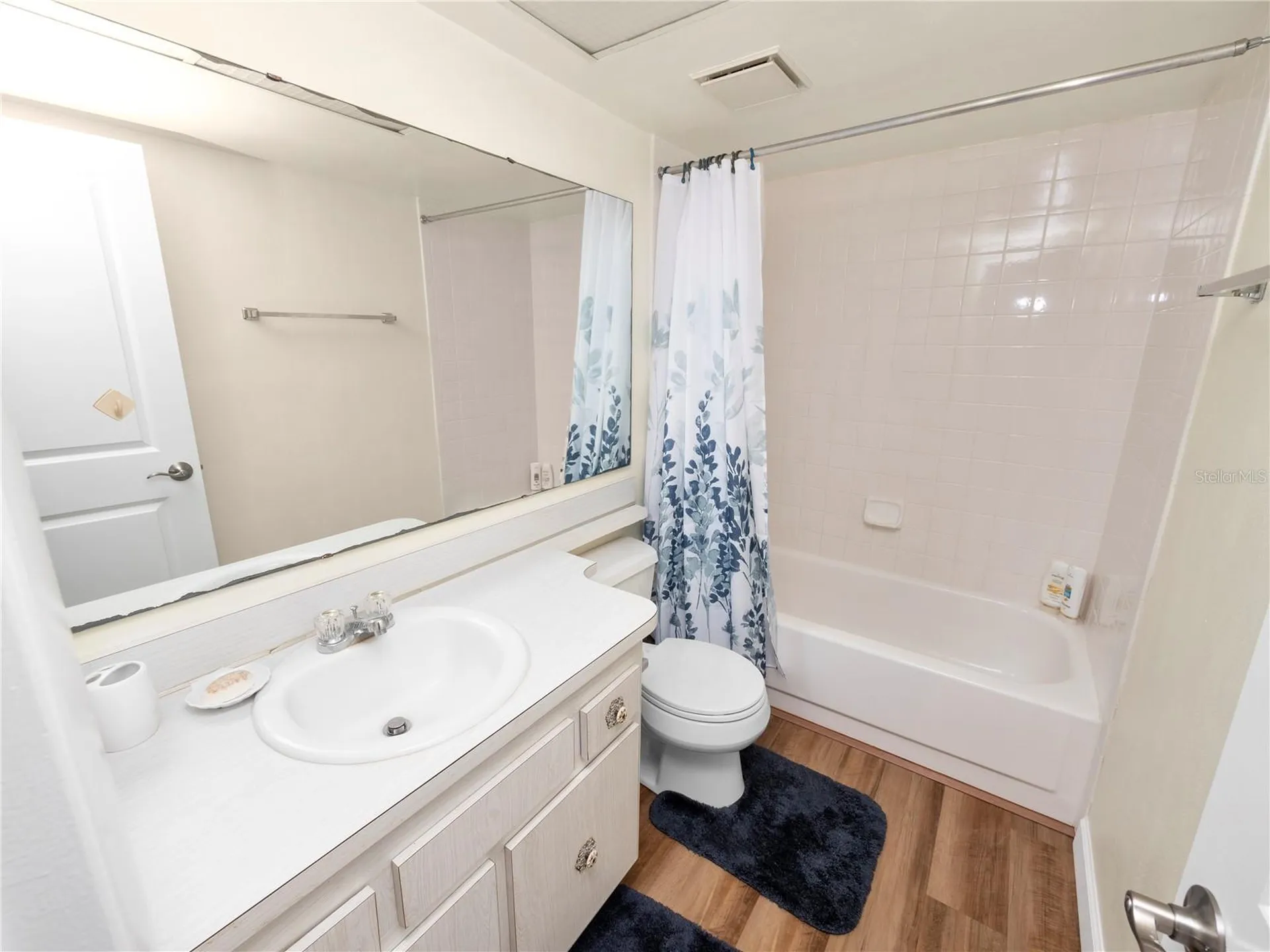 230 La Casa Lake Wales FL 33898