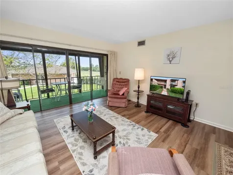 230 La Casa Lake Wales FL 33898