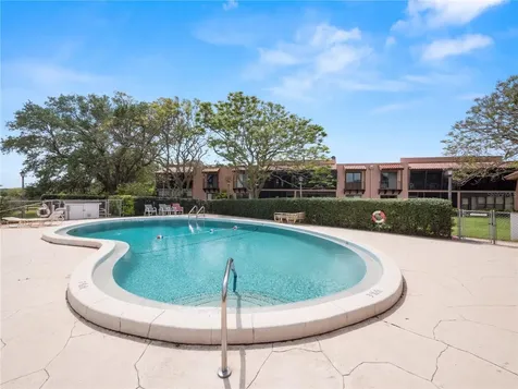 230 La Casa Lake Wales FL 33898