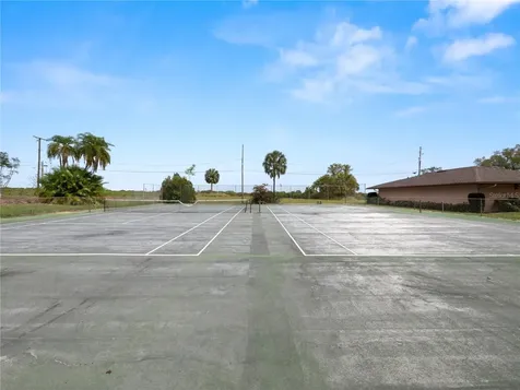 230 La Casa Lake Wales FL 33898