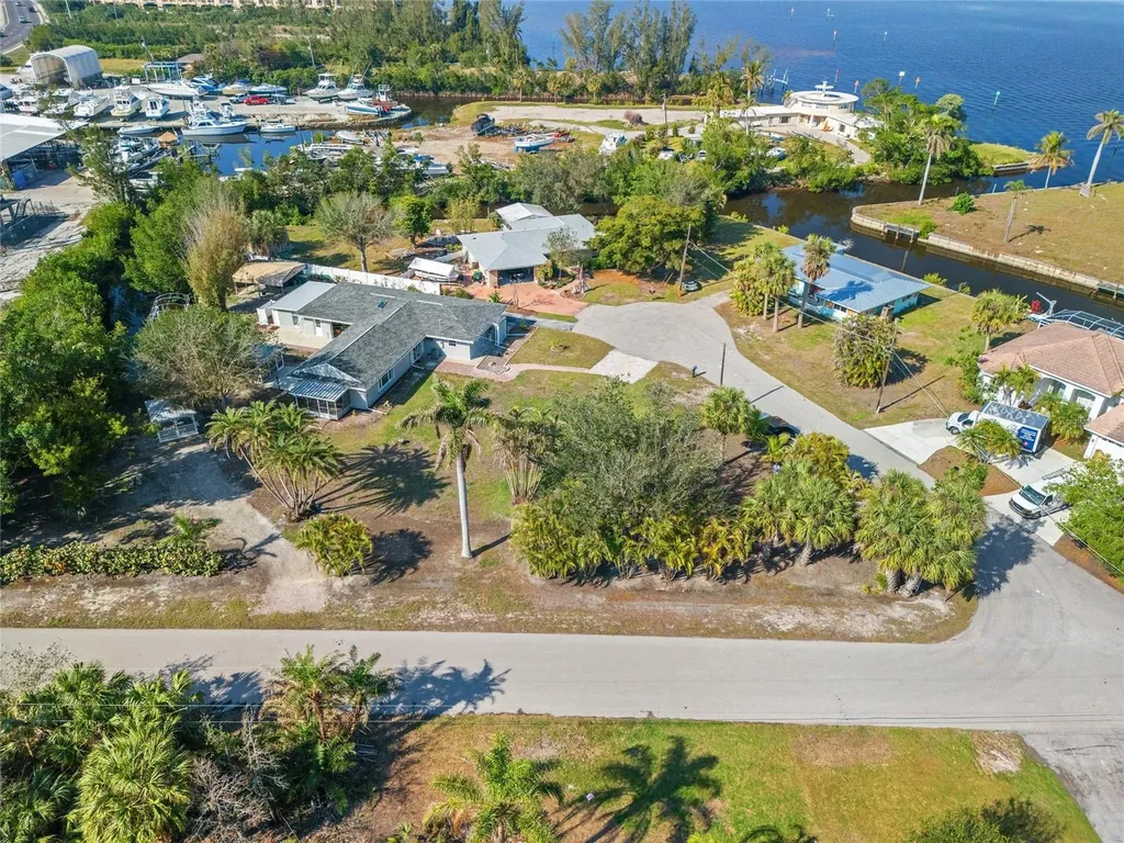 425 Fireball Court Punta Gorda FL 33950