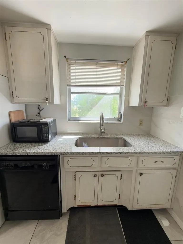 5895 18th Street N St Petersburg FL 33714