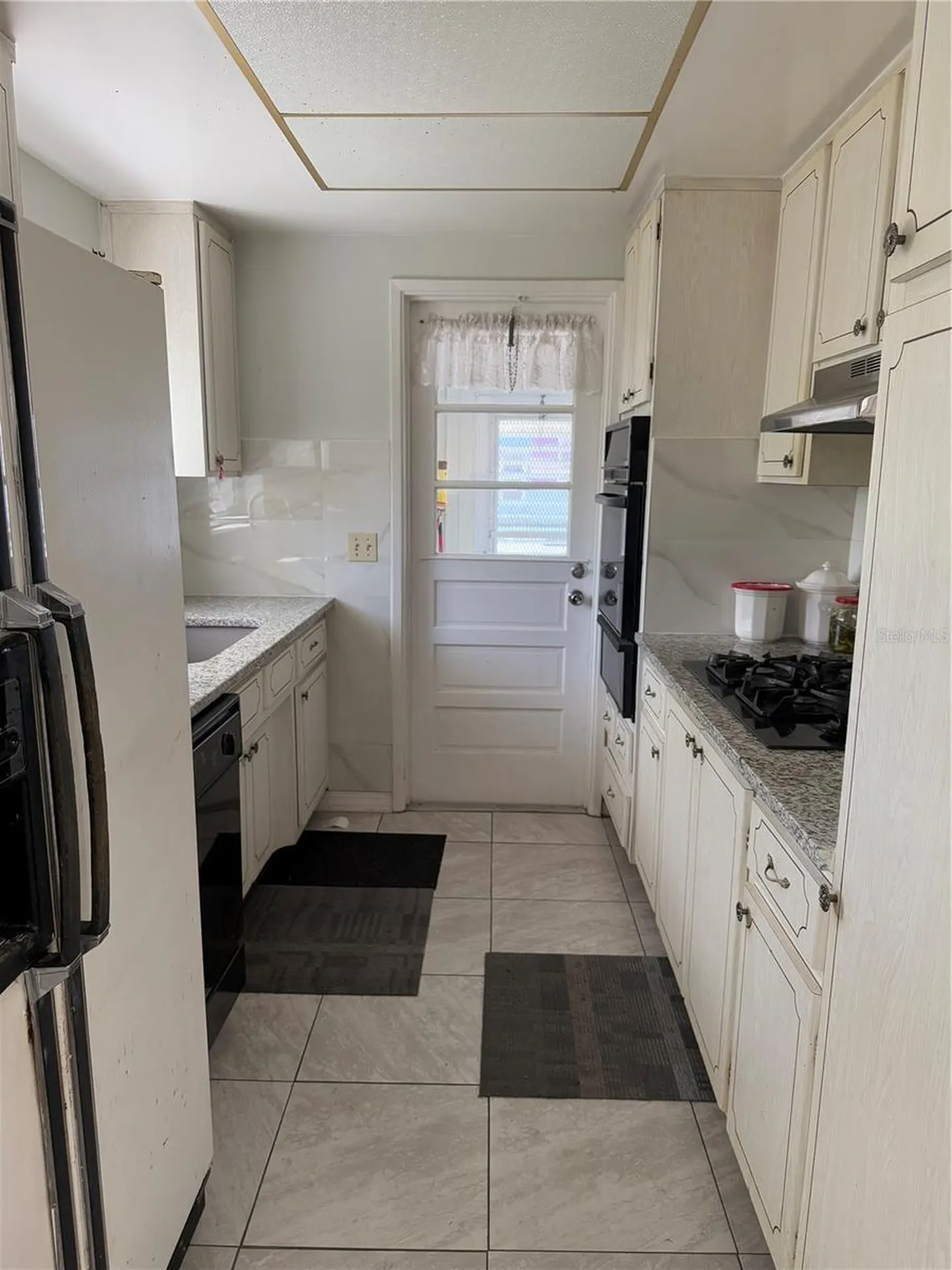 5895 18th Street N St Petersburg FL 33714