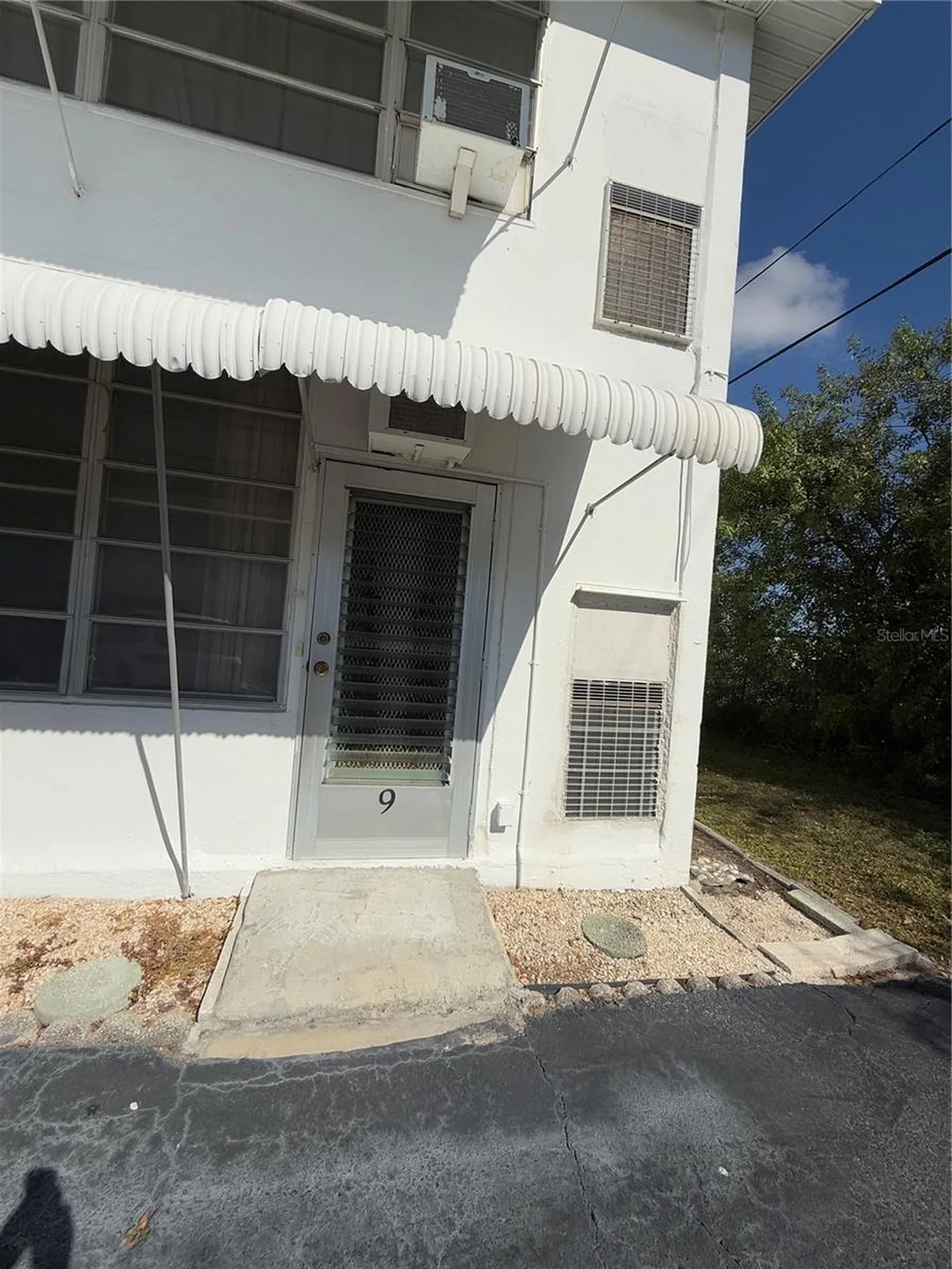 5895 18th Street N St Petersburg FL 33714