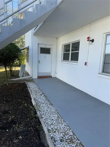 5895 18th Street N St Petersburg FL 33714
