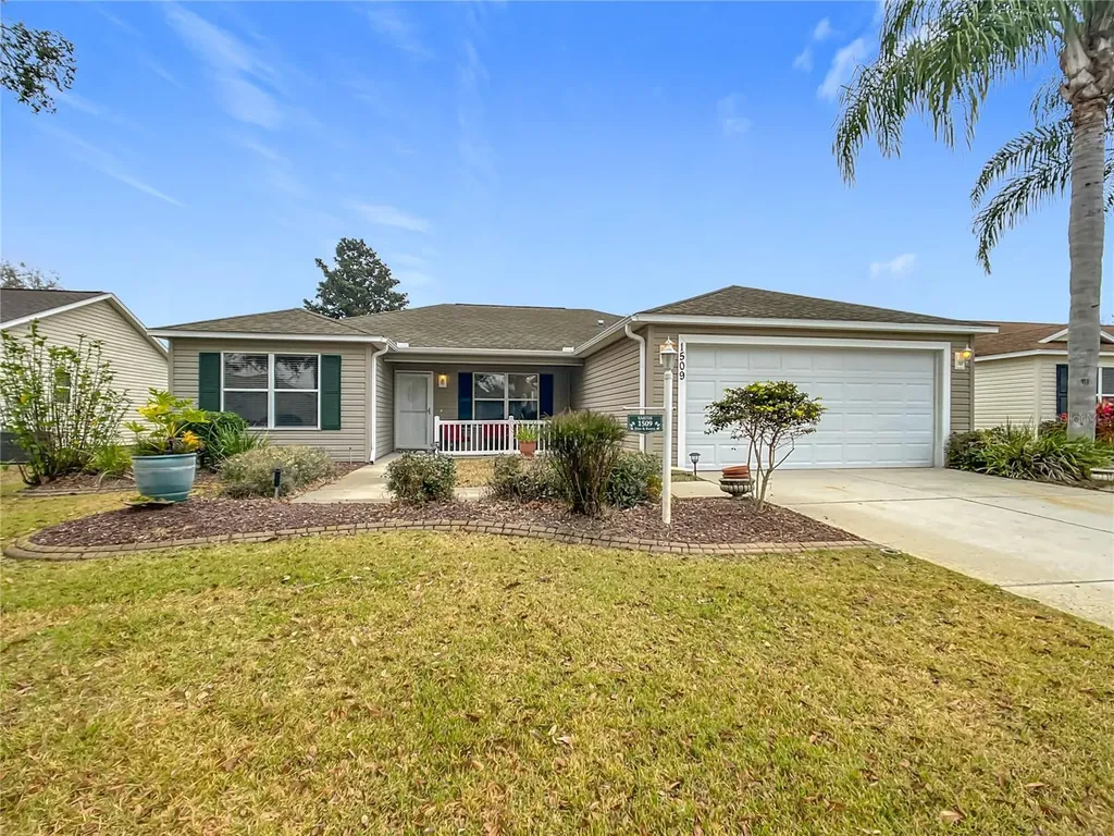 1509 Hollyberry Place The Villages FL 32162
