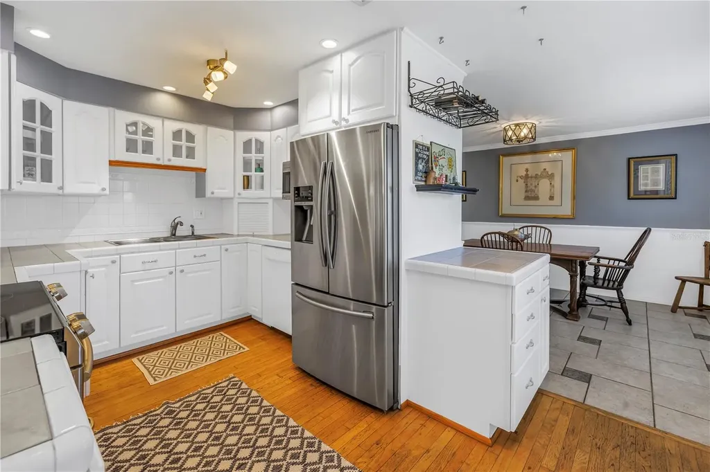 540 Villagrande Avenue S St Petersburg FL 33707