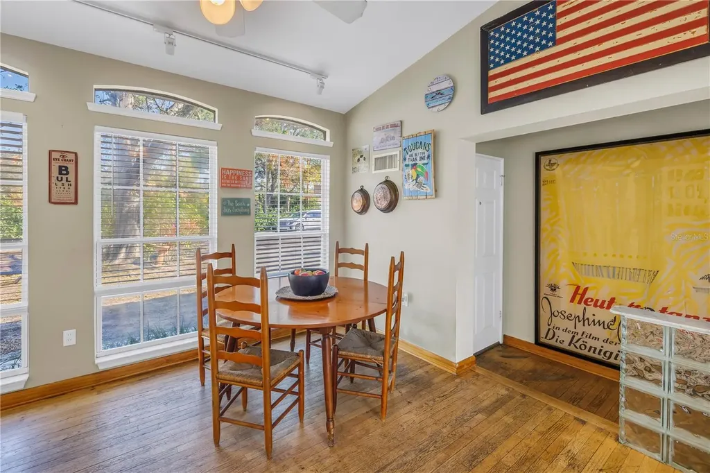 540 Villagrande Avenue S St Petersburg FL 33707