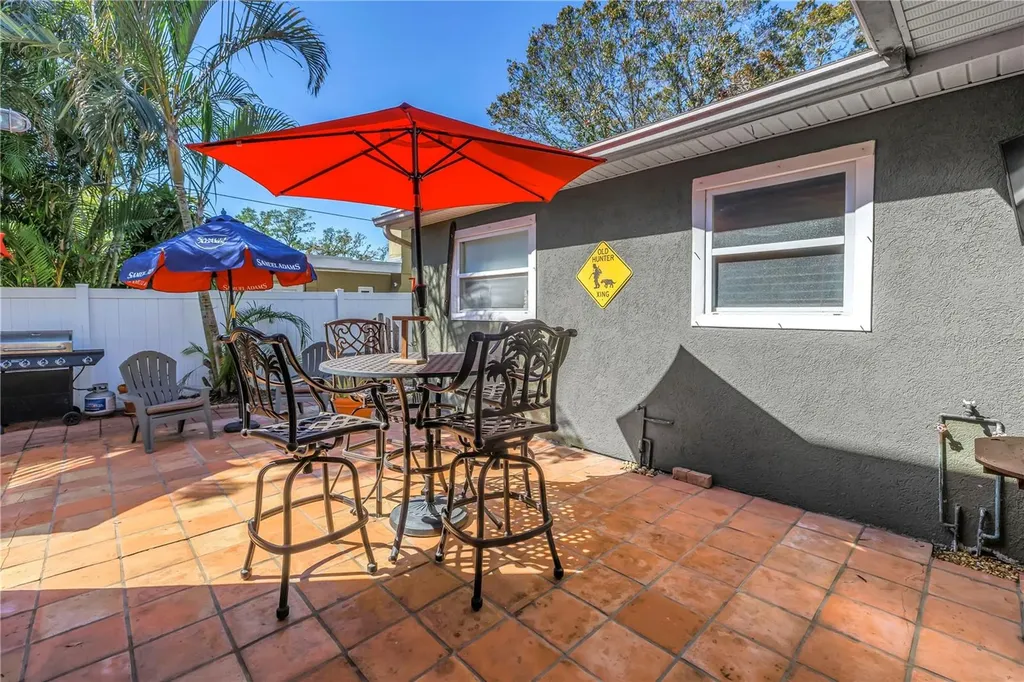 540 Villagrande Avenue S St Petersburg FL 33707