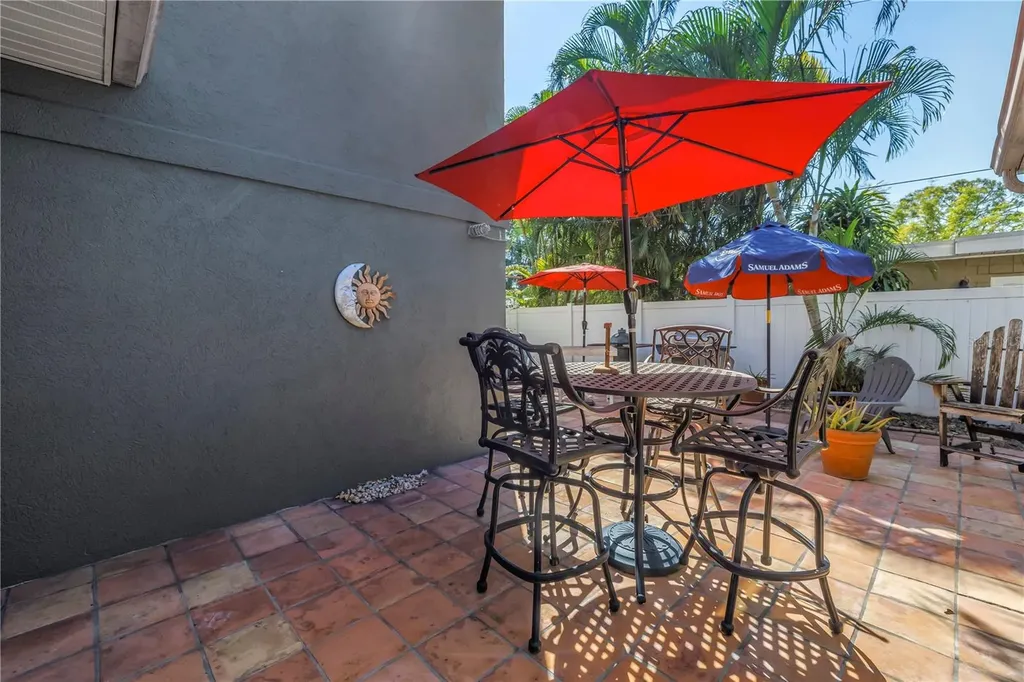 540 Villagrande Avenue S St Petersburg FL 33707