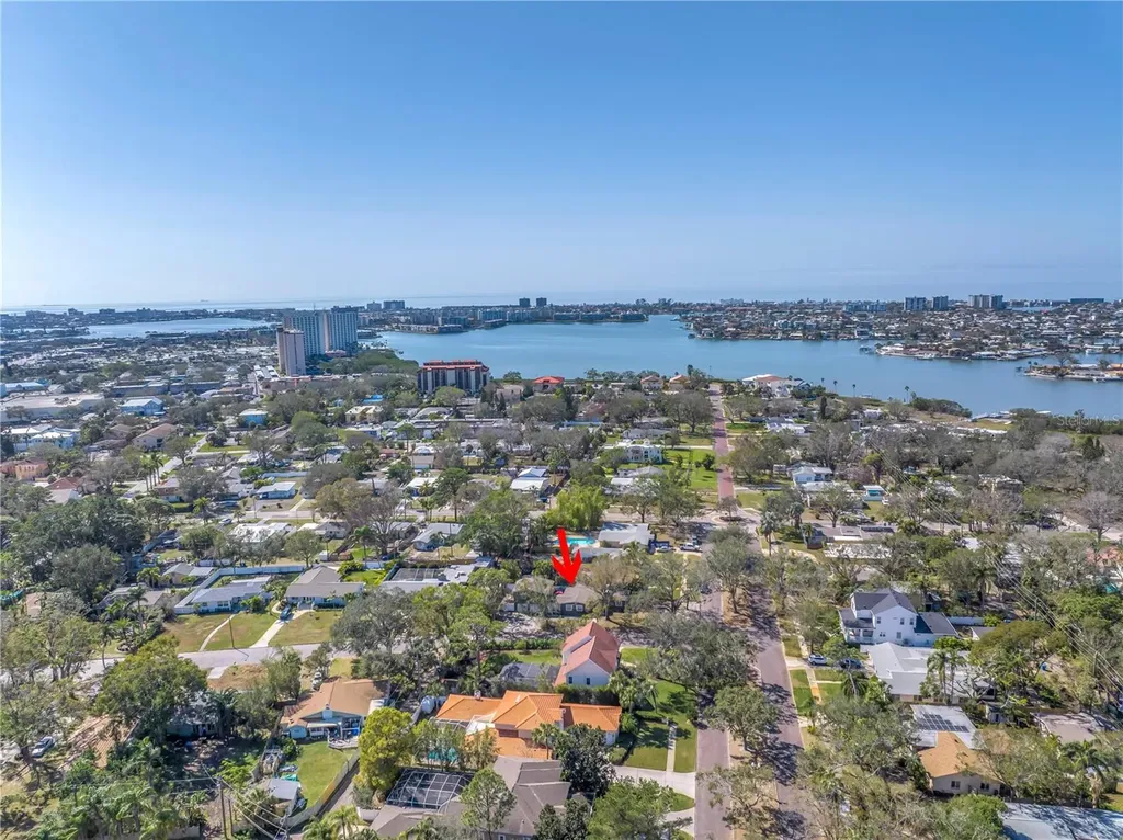 540 Villagrande Avenue S St Petersburg FL 33707