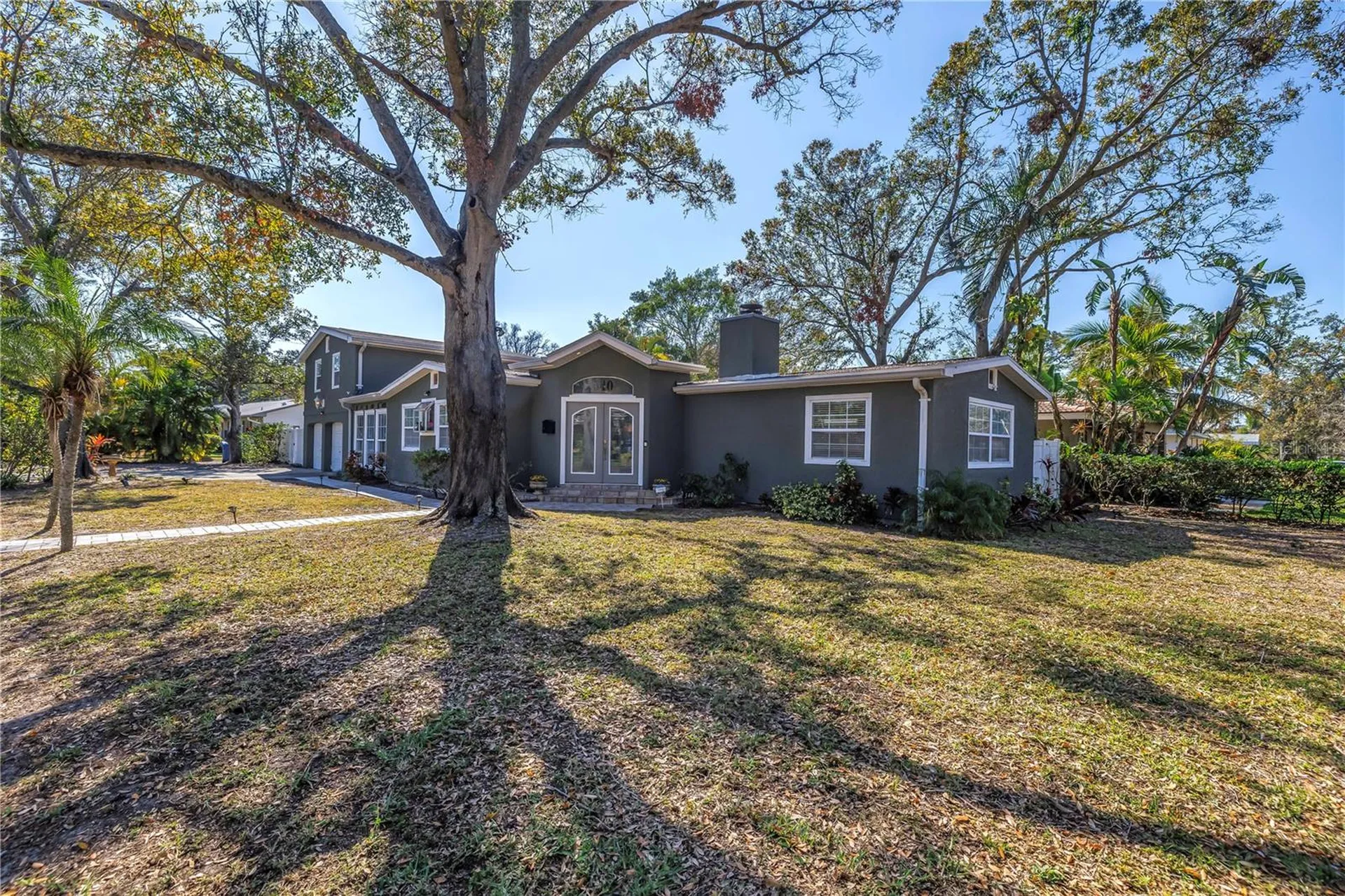 540 Villagrande Avenue S St Petersburg FL 33707