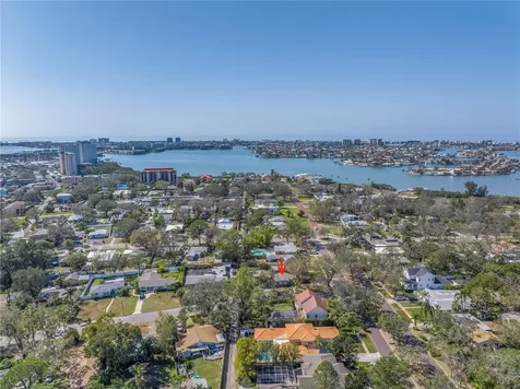 540 Villagrande Avenue S St Petersburg FL 33707