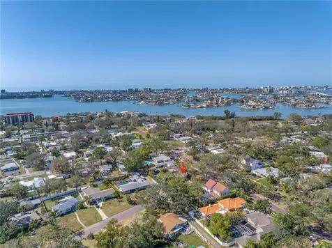 540 Villagrande Avenue S St Petersburg FL 33707