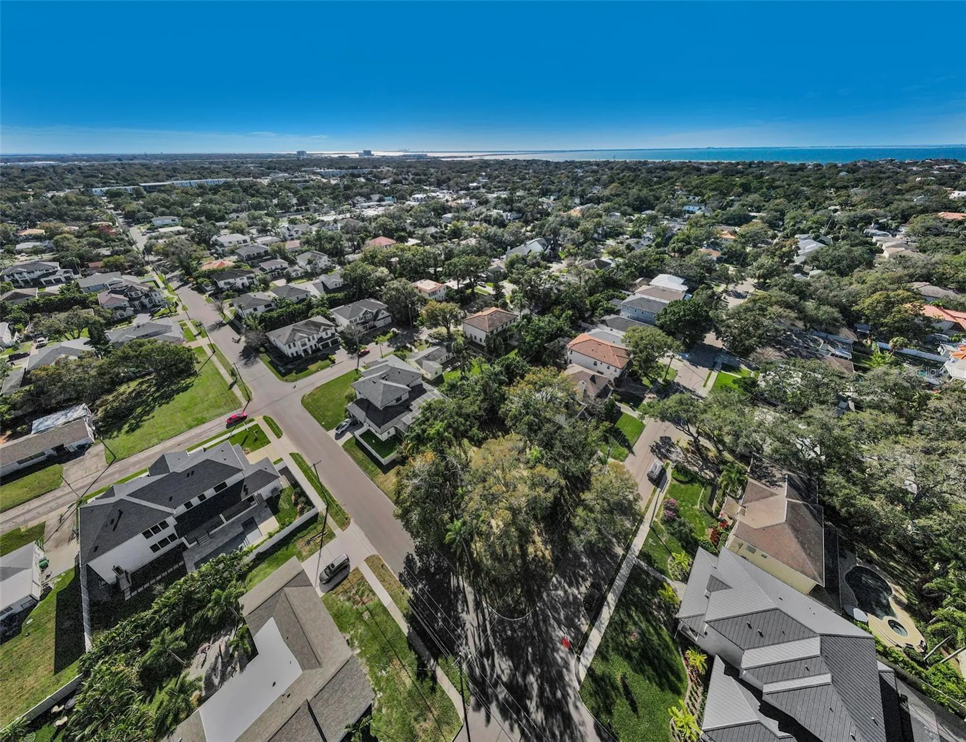 4202 W Leona Street Tampa FL 33629