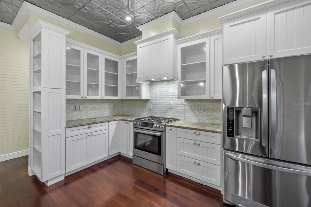 2500 Jamaica Street Sarasota FL 34231
