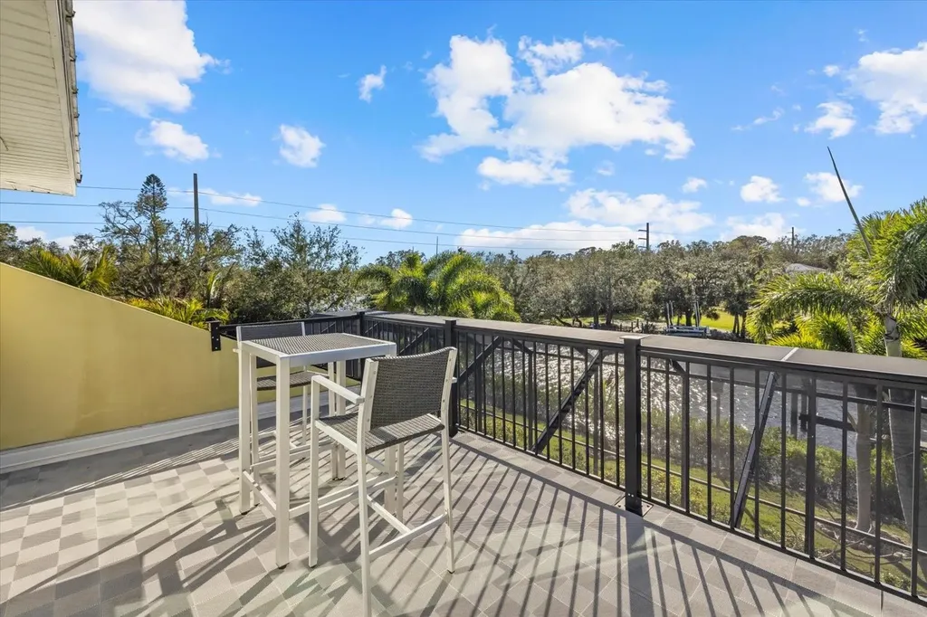 2500 Jamaica Street Sarasota FL 34231
