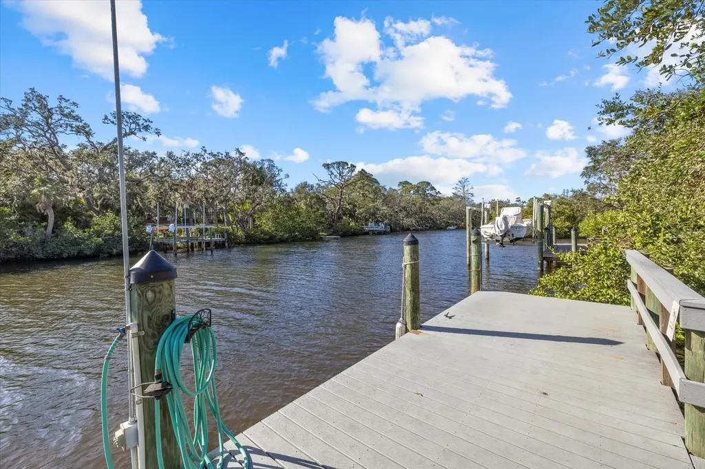 2500 Jamaica Street Sarasota FL 34231