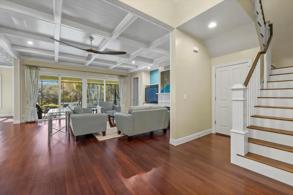 2500 Jamaica Street Sarasota FL 34231