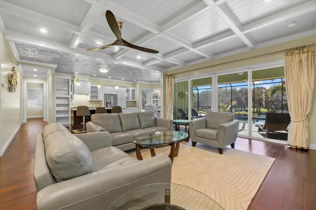 2500 Jamaica Street Sarasota FL 34231