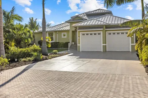 2500 Jamaica Street Sarasota FL 34231