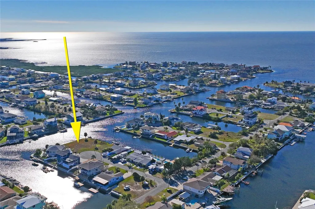 Lot 8 6th Isle Hernando Beach FL 34607