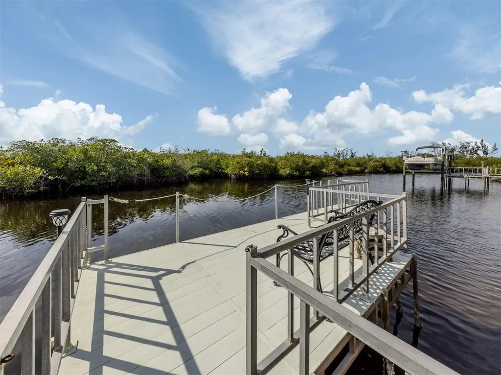 106 Island Point Road North Port FL 34287
