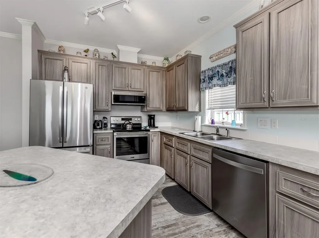 106 Island Point Road North Port FL 34287