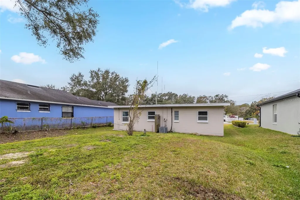 451 Rogers Street Orlando FL 32811
