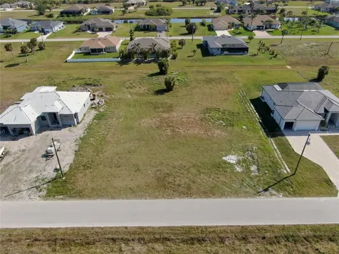 191 Rotonda Boulevard S Rotonda West FL 33947