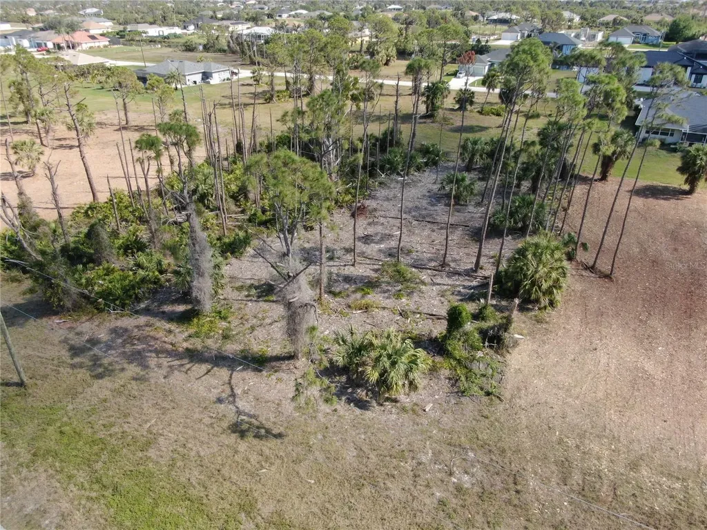 283 Rotonda Boulevard S Rotonda West FL 33947