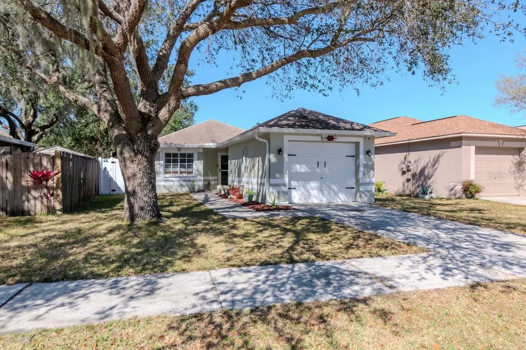 4530 Country Hills Boulevard Plant City FL 33563