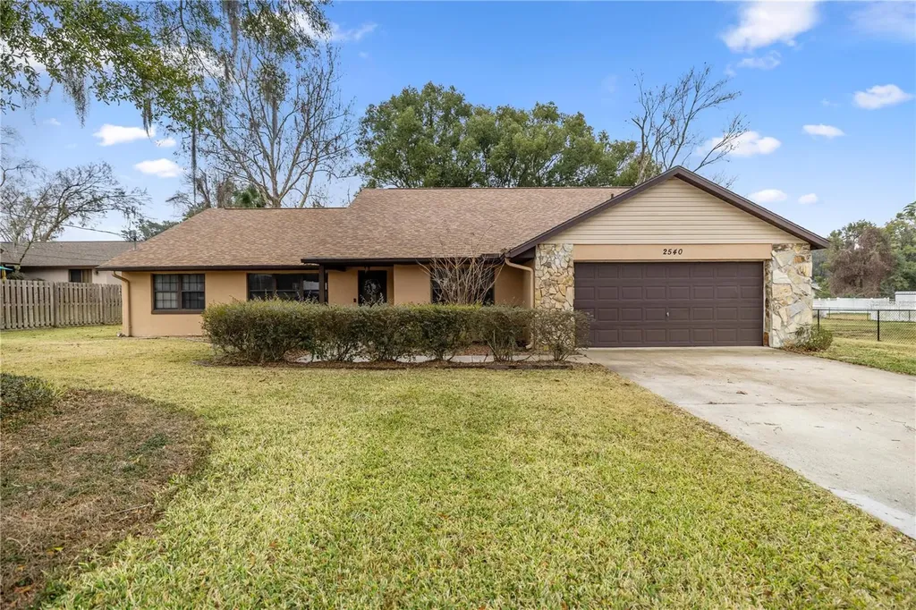 2540 SE 35th Street Ocala FL 34471