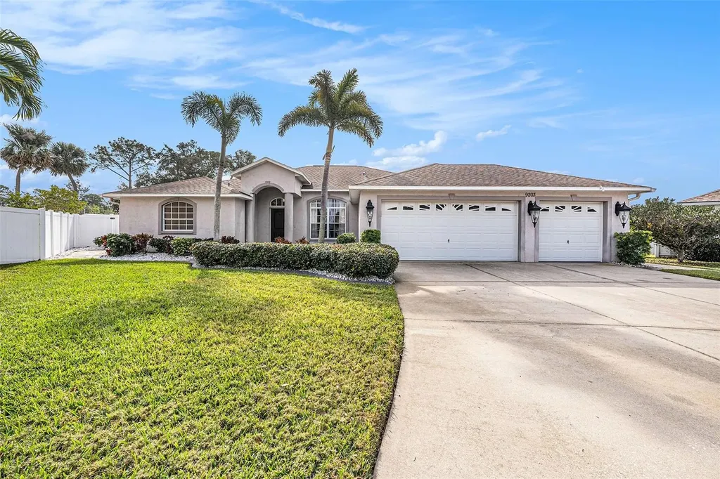 9203 Sea Oaks Court Seminole FL 33776