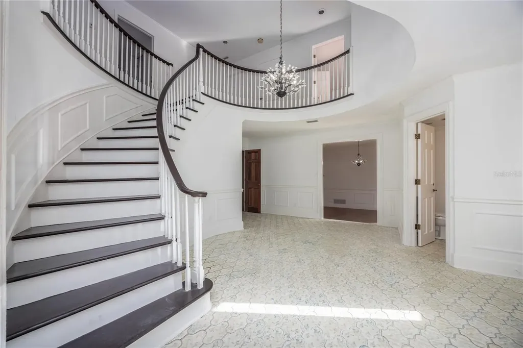 1701 NW 30th Terrace Gainesville FL 32605