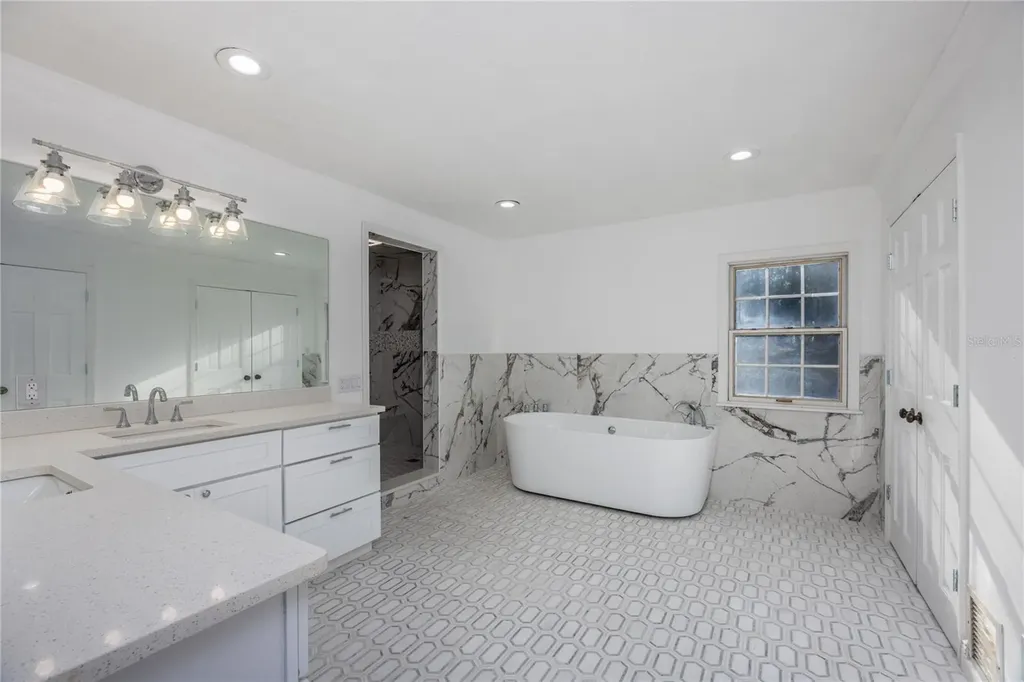 1701 NW 30th Terrace Gainesville FL 32605