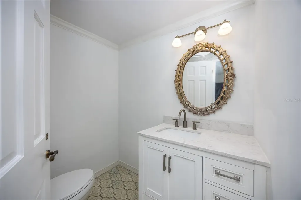 1701 NW 30th Terrace Gainesville FL 32605