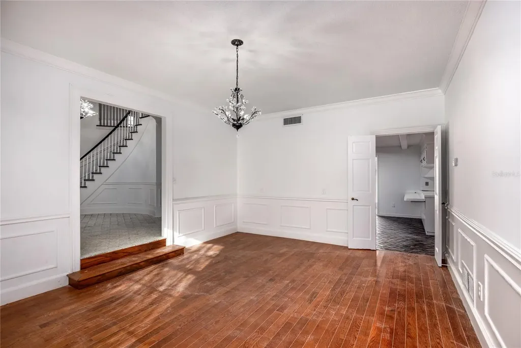 1701 NW 30th Terrace Gainesville FL 32605