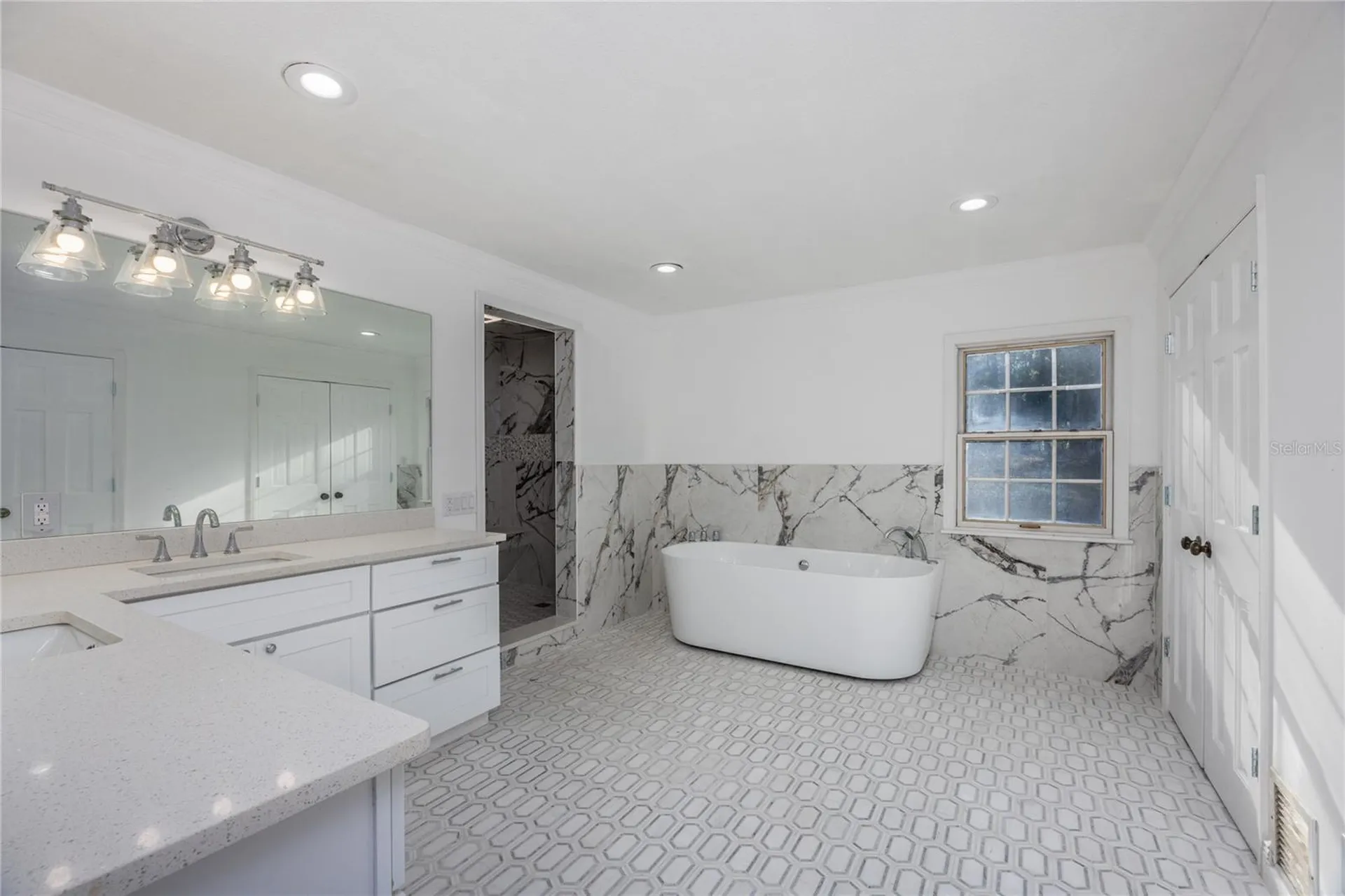 1701 NW 30th Terrace Gainesville FL 32605